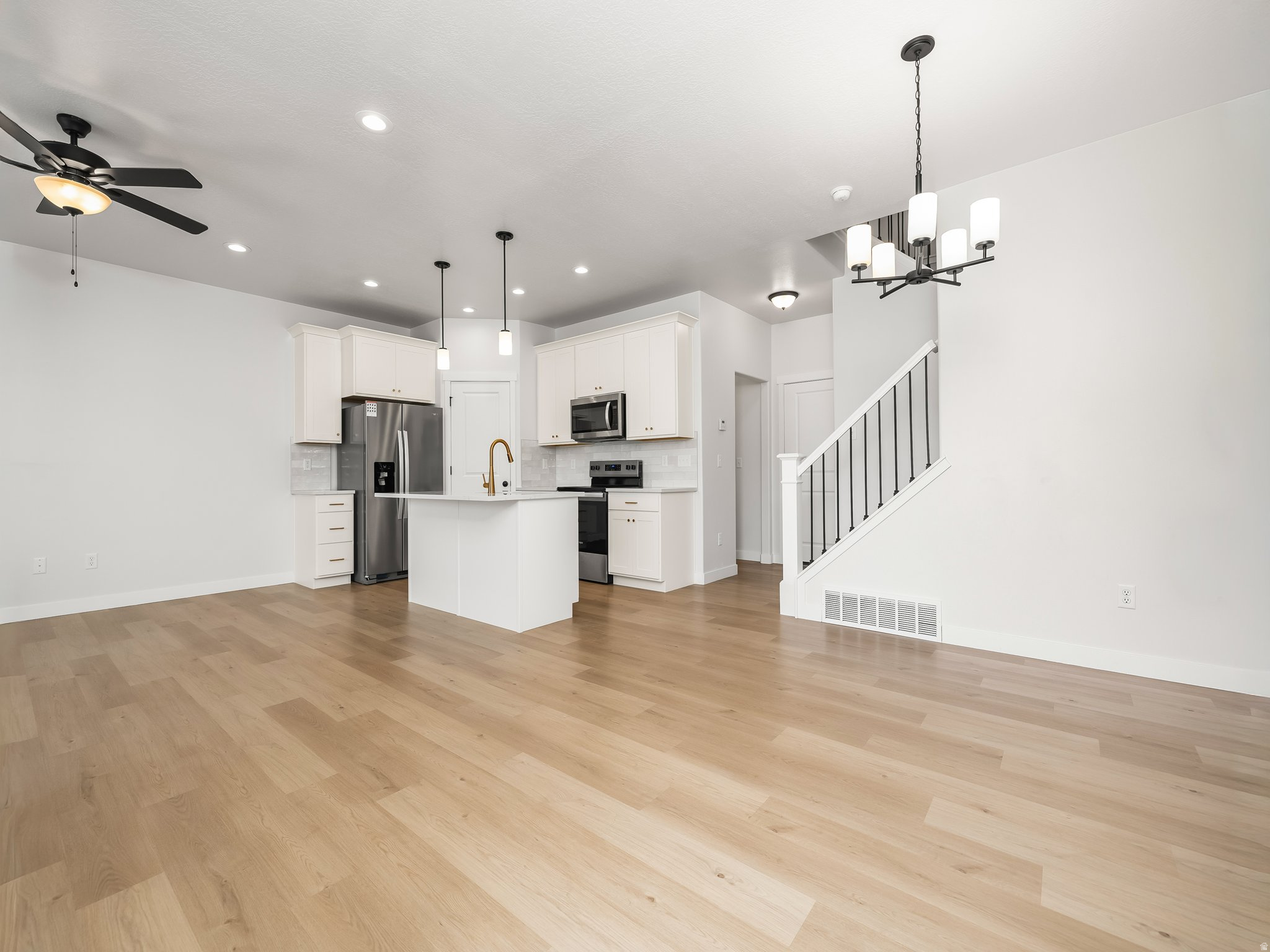 JUNIPER RIDGE - Residential