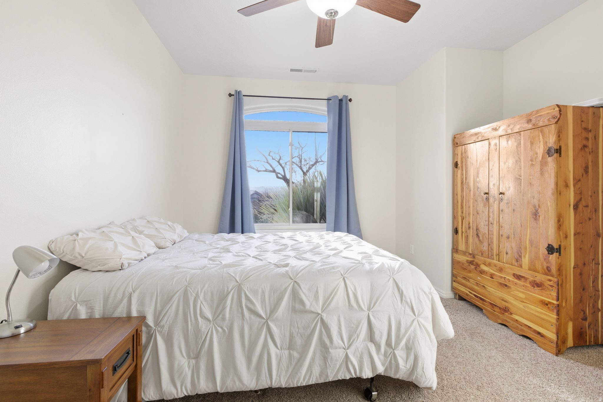 CORAL CANYON - Residential