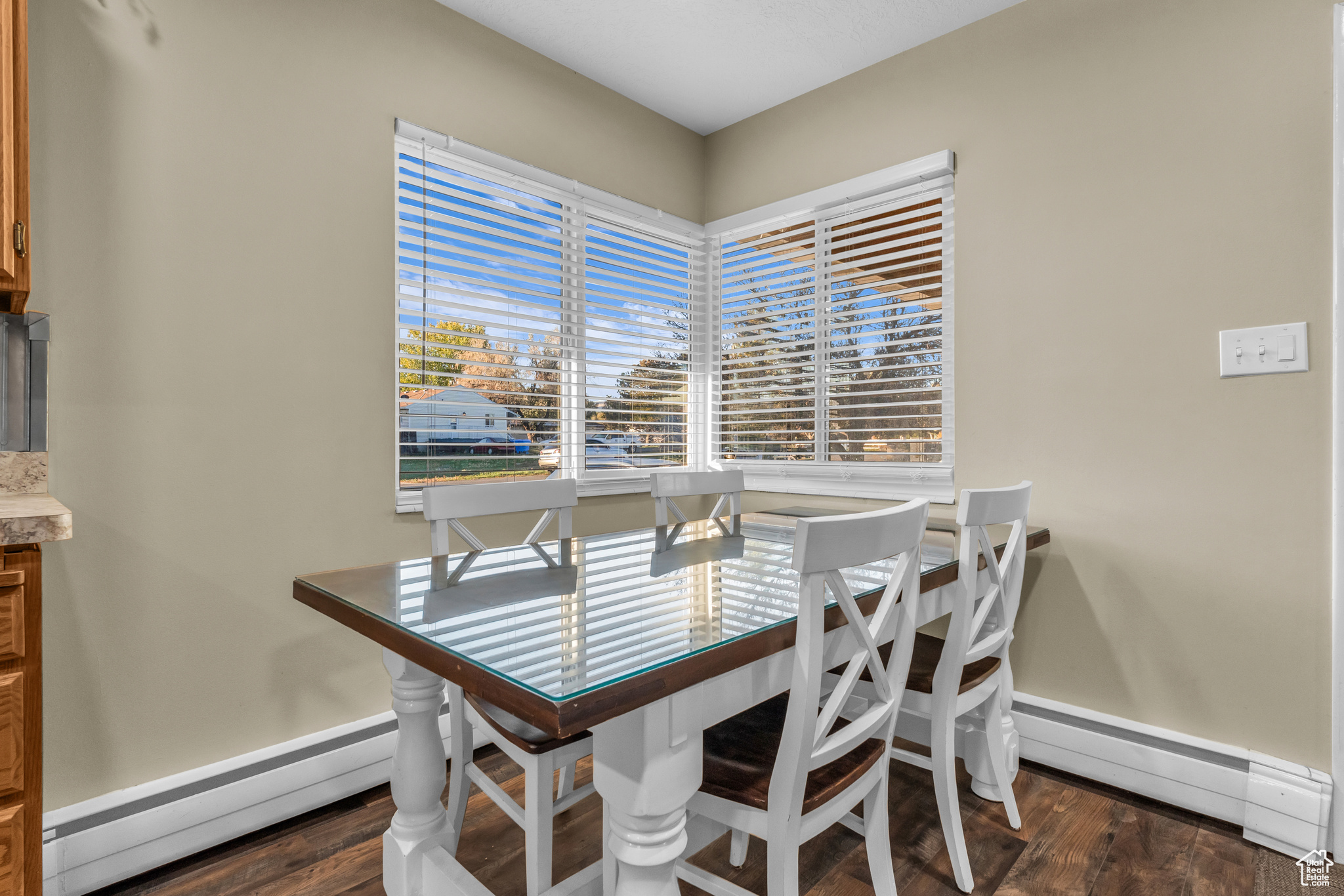 HAMILTON ACRES - Residential