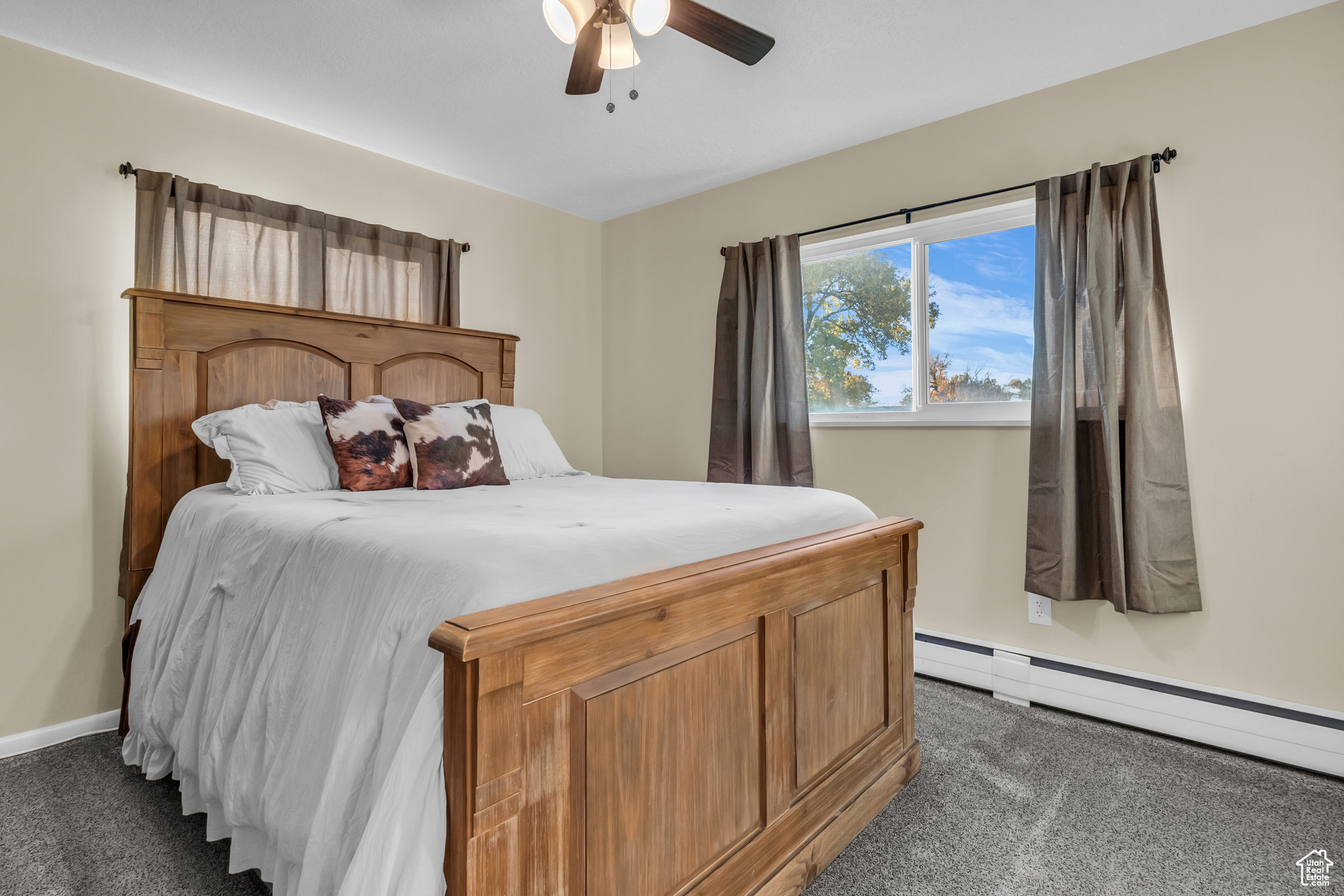 HAMILTON ACRES - Residential