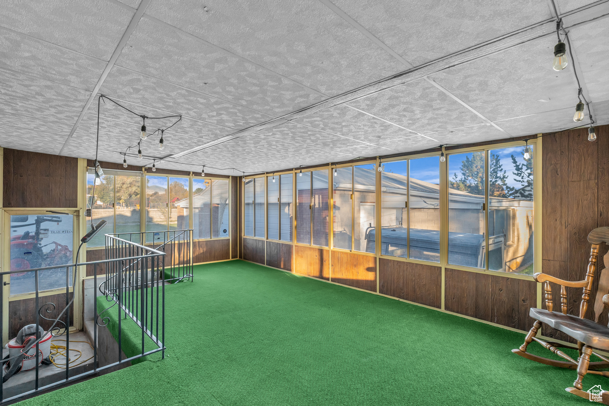 HAMILTON ACRES - Residential