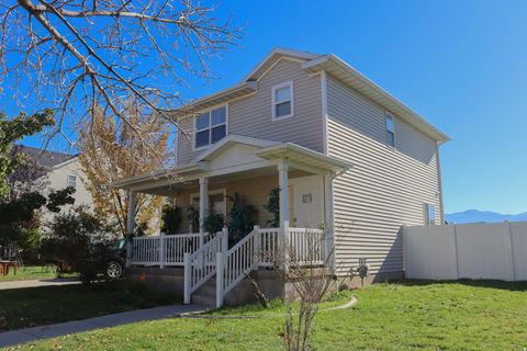 Photo of 257 W 1380 N, Tooele, UT 84074 (MLS # 2120326) Photo of 257 W 1380 N, Tooele, UT 84074 (MLS # 2120326)