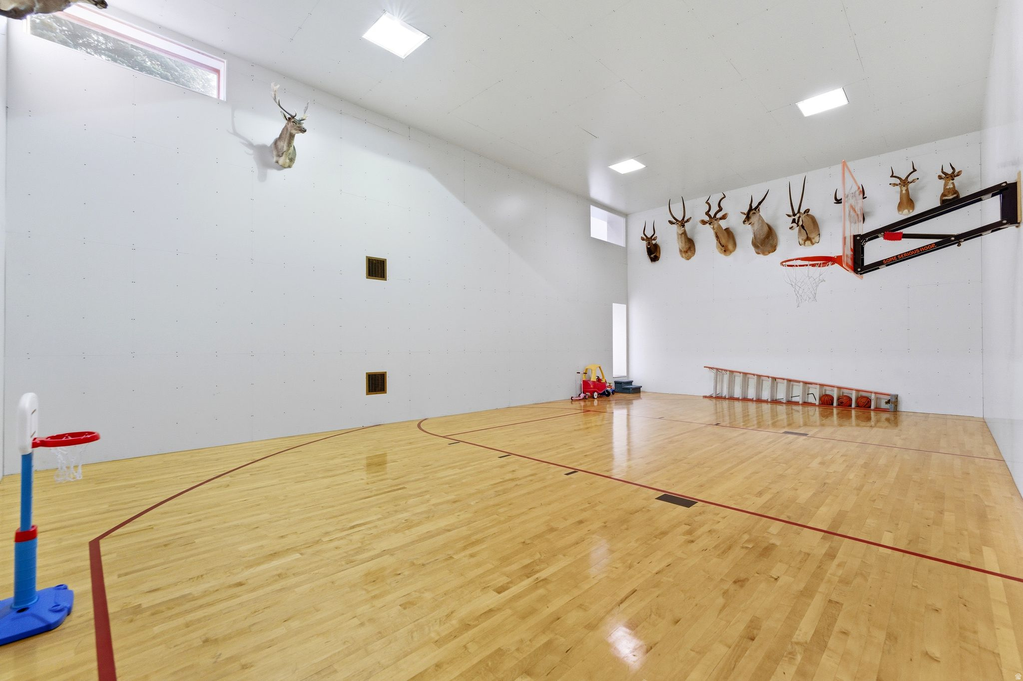 RIDGE ESTATES OF MAPLE HILLS - Residential