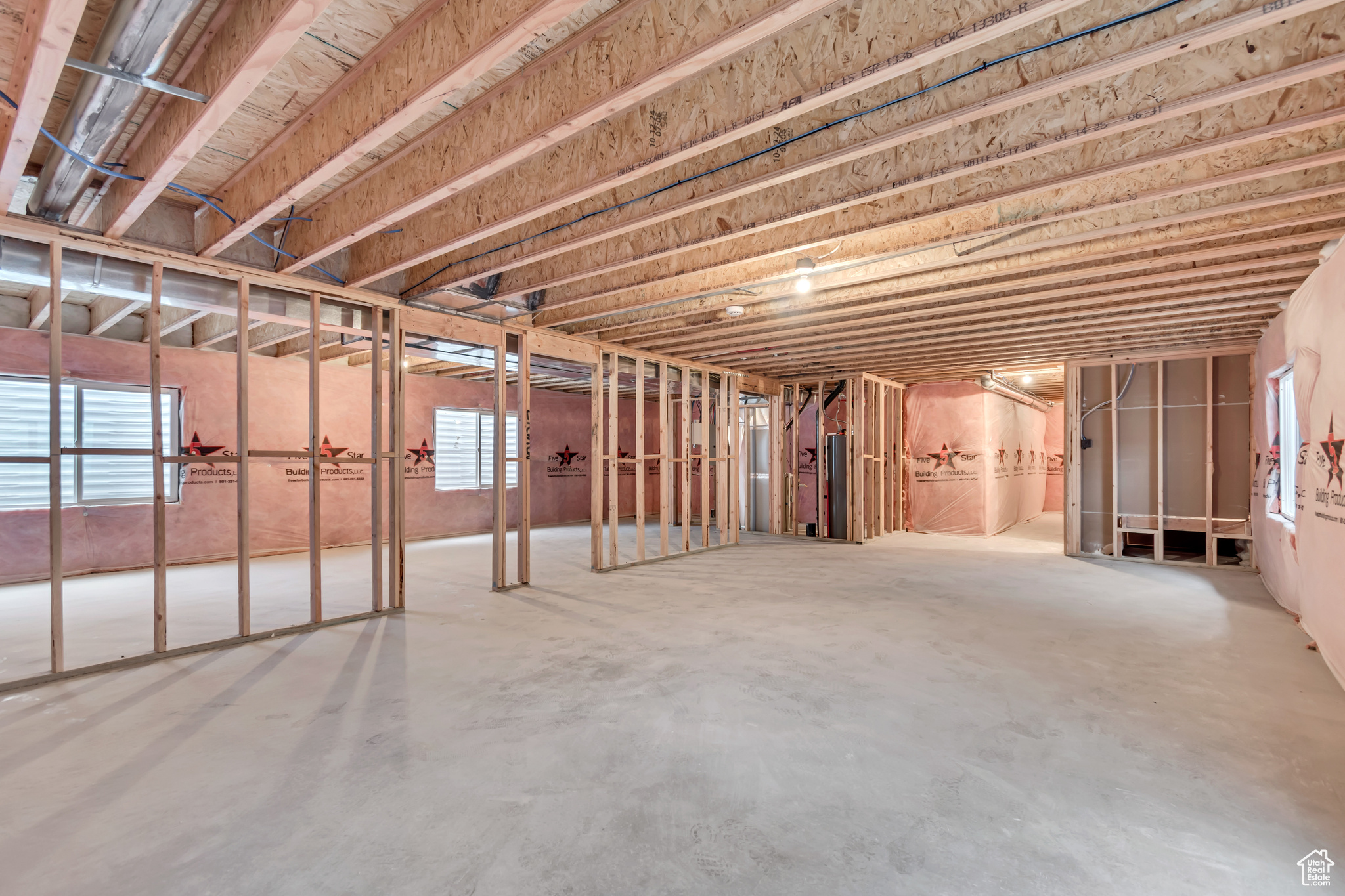 ARROWHEAD RANCH - Residential