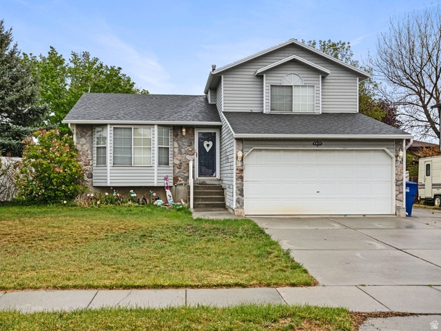 WOODVIEW HEIGHTS - Residential
