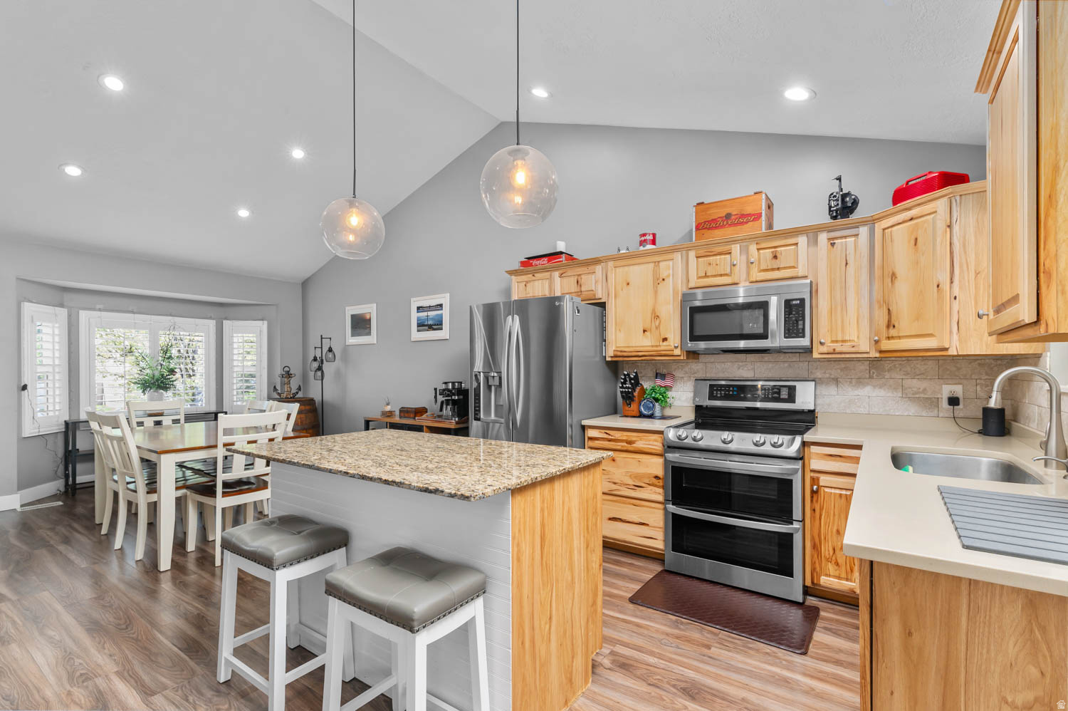 OAKRIDGE HIGHLANDS N - Residential