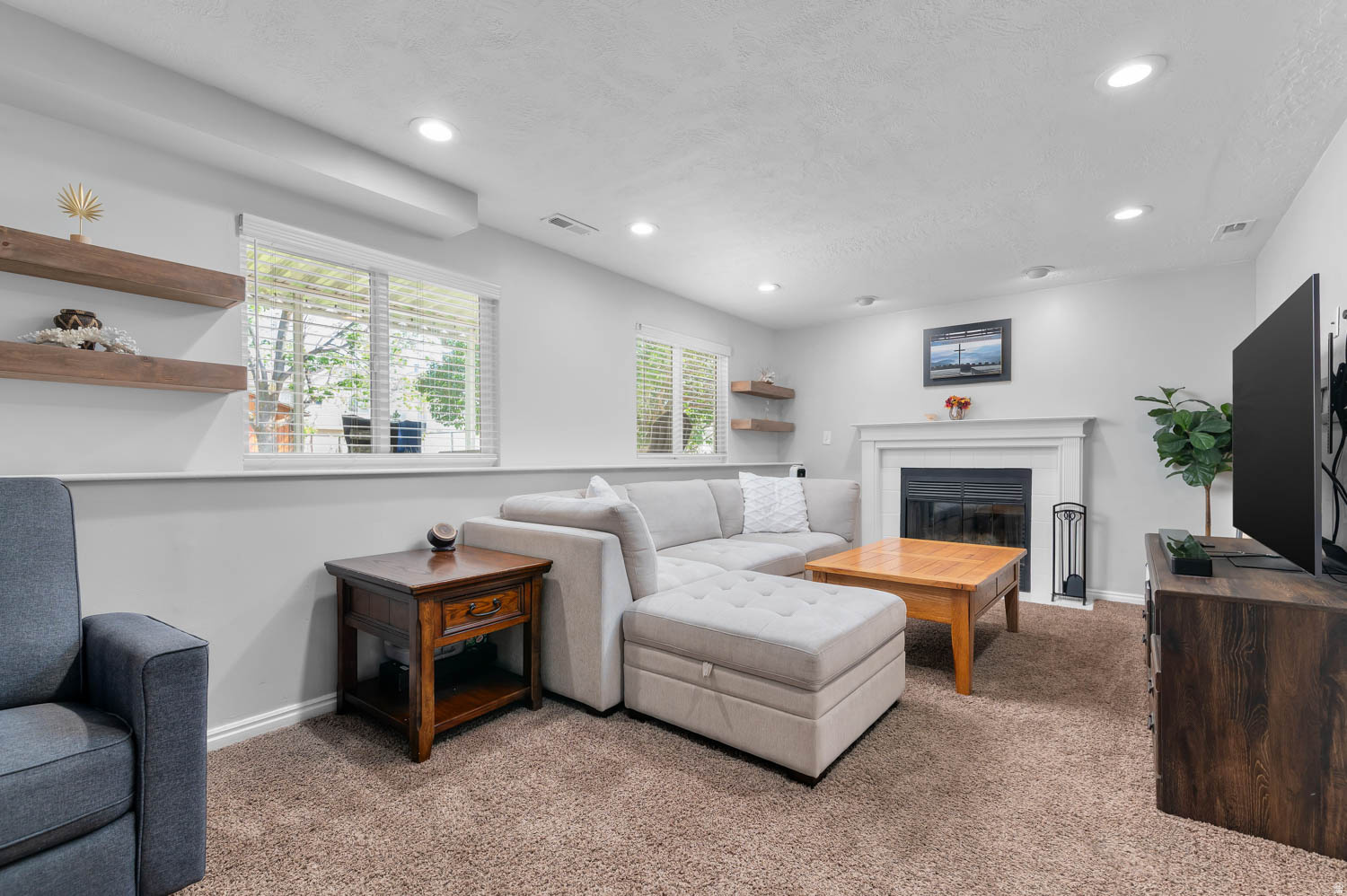 OAKRIDGE HIGHLANDS N - Residential