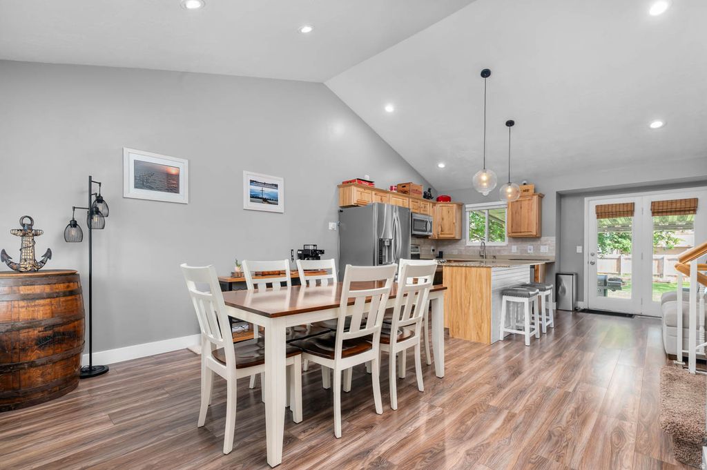Photo of 429 E 1700 S, Kaysville, UT 84037 (MLS # 2157891)