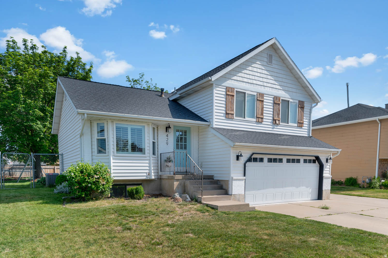 OAKRIDGE HIGHLANDS N - Residential