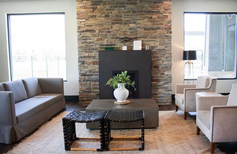 Tiny photo for 335 S 1540 E, Hyrum, UT 84319 (MLS # 2155121)