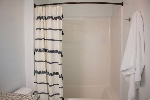 Tiny photo for 335 S 1540 E, Hyrum, UT 84319 (MLS # 2155121)