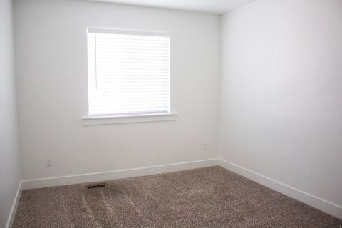 Tiny photo for 335 S 1540 E, Hyrum, UT 84319 (MLS # 2155121)