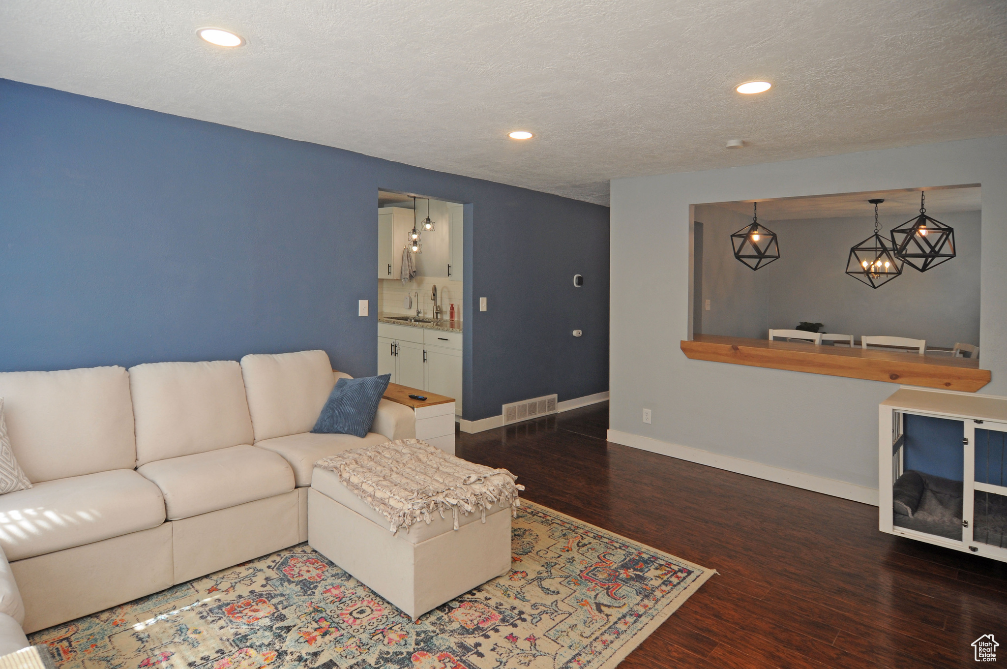 DIAMOND HILLS - Residential