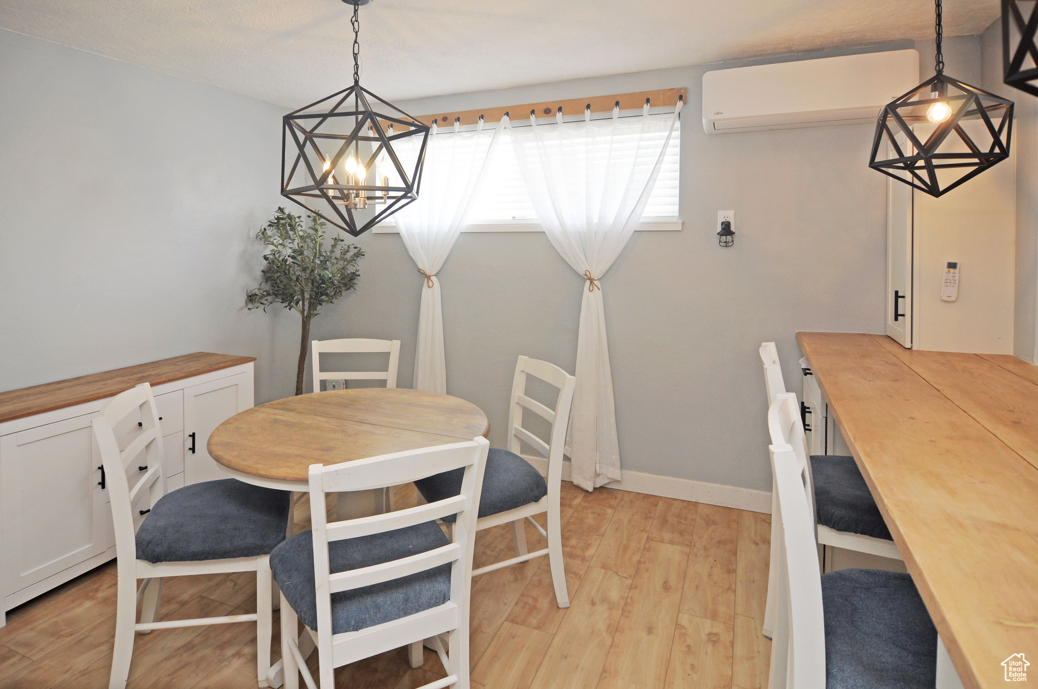 DIAMOND HILLS - Residential