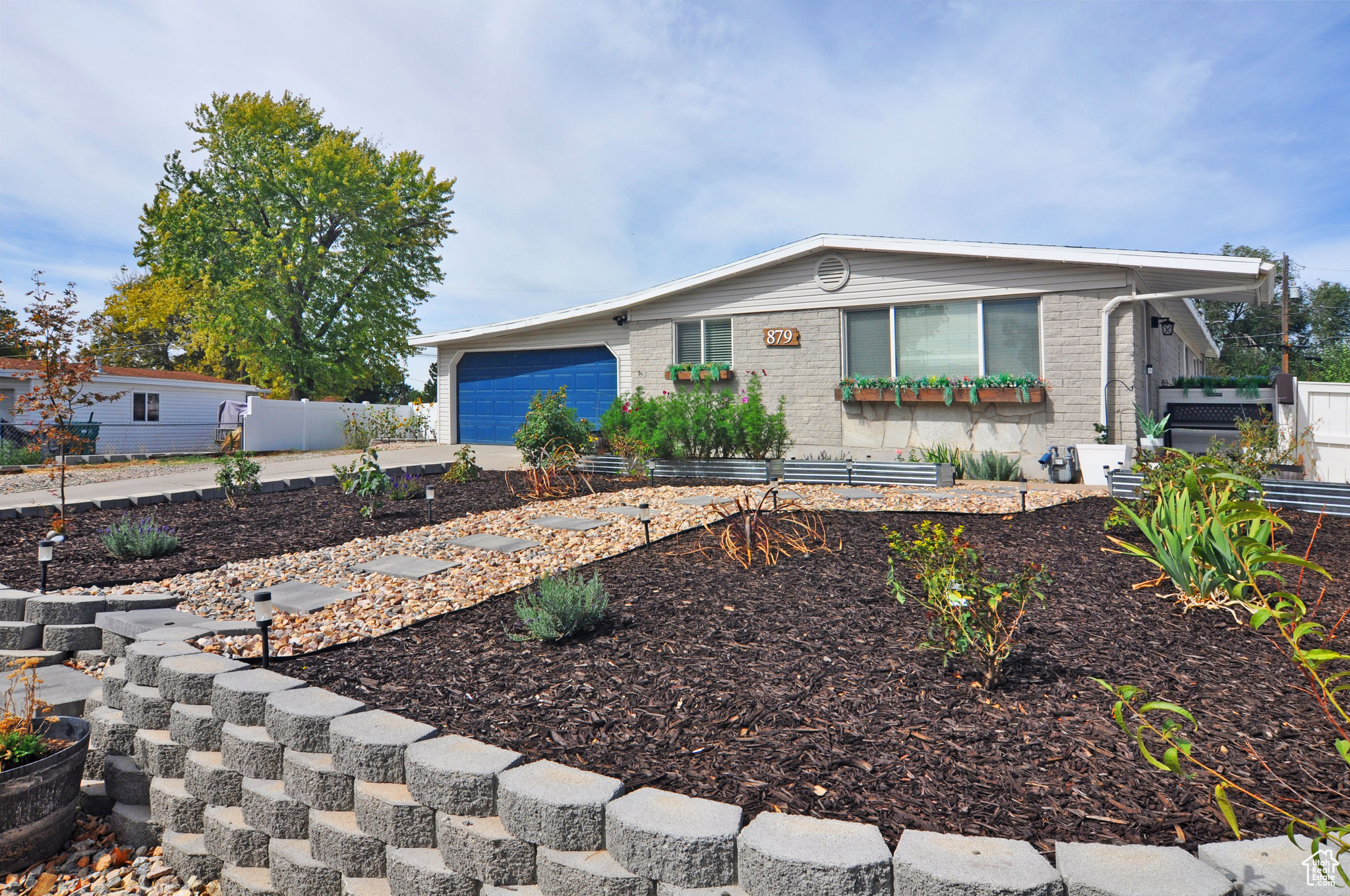 DIAMOND HILLS - Residential