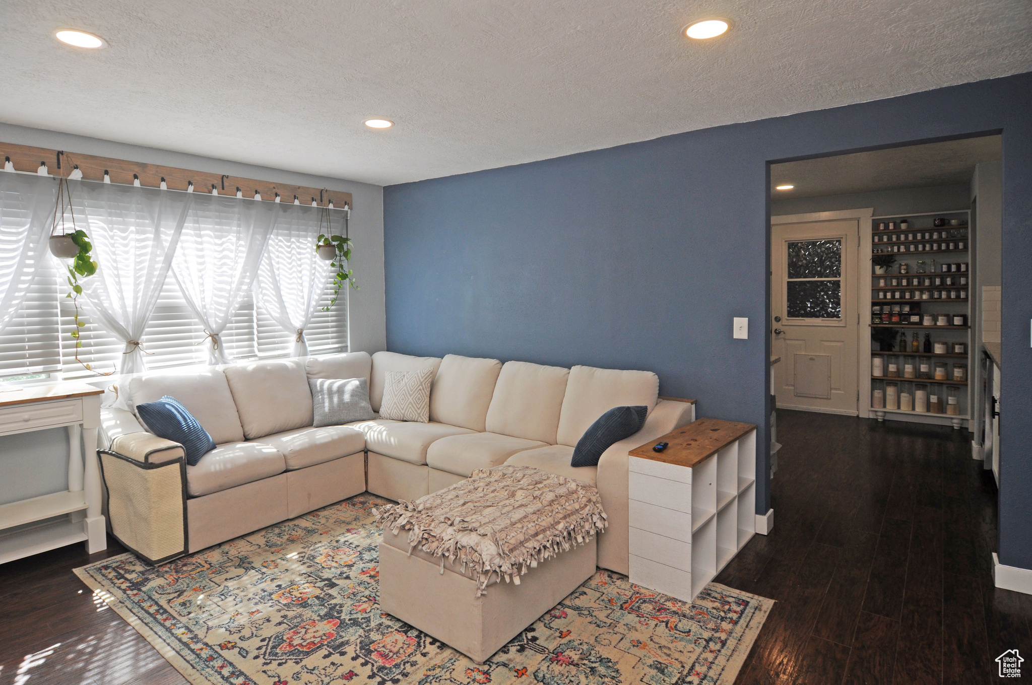 DIAMOND HILLS - Residential