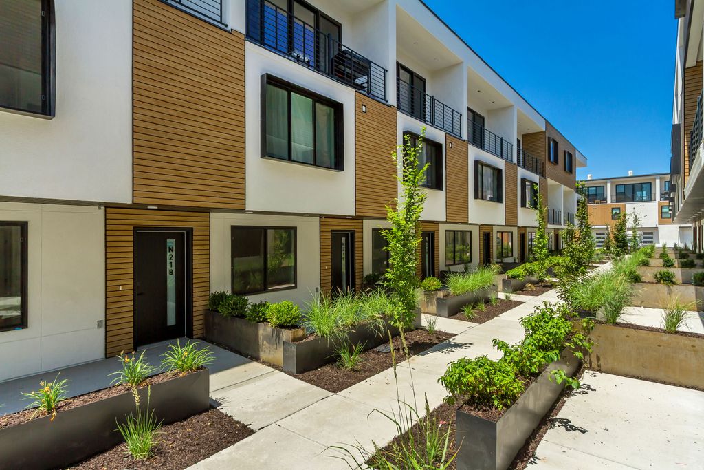 Photo of 4186 S MAIN ST #M313, Millcreek, UT 84107 (MLS # 2128700)