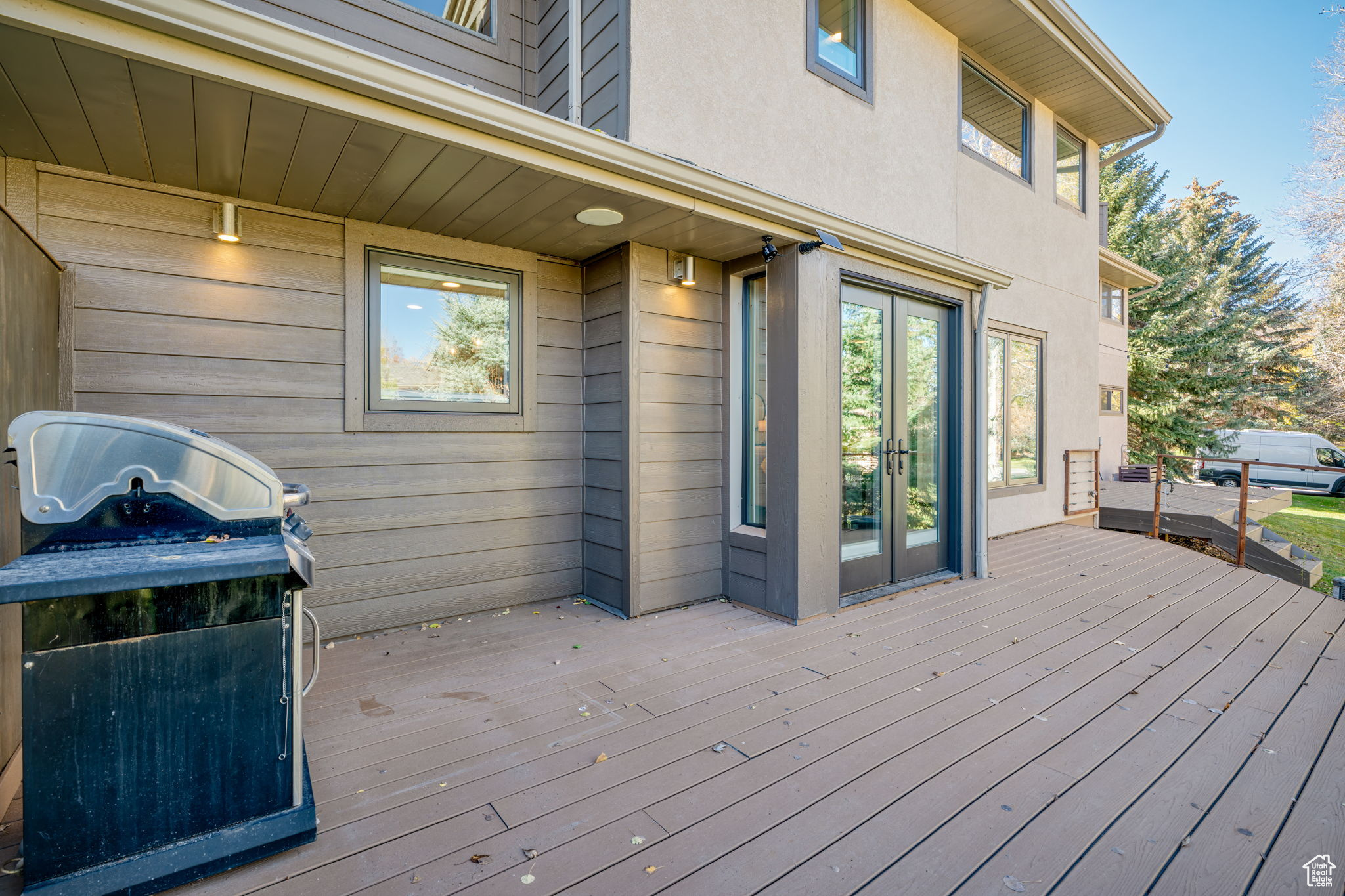 SILVER SPRINGS - Residential