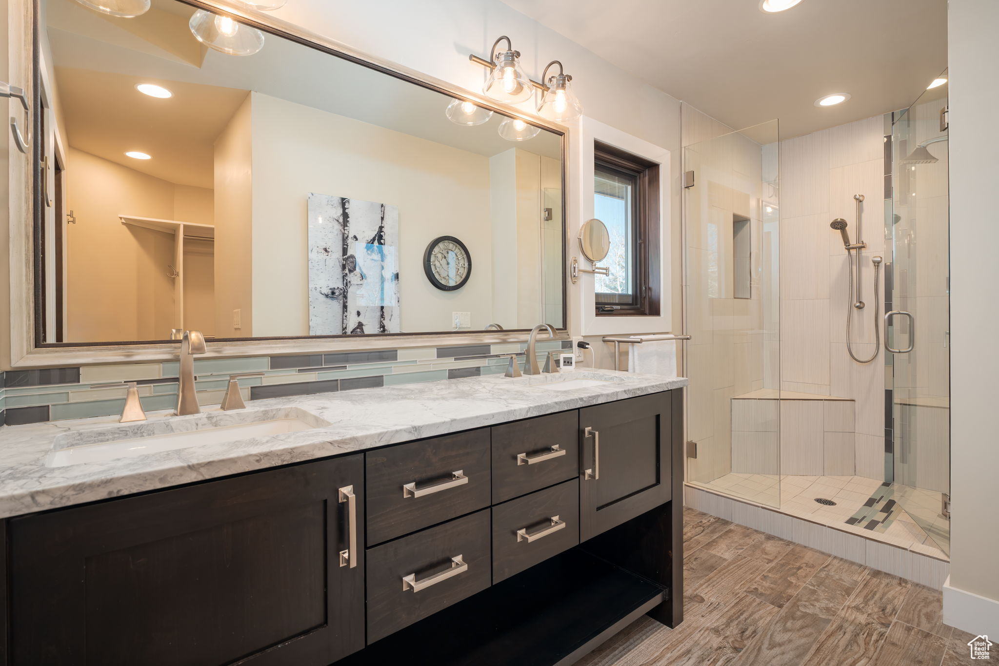 SILVER SPRINGS - Residential