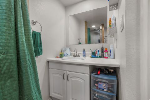 Tiny photo for 5828 S SALEM AVE W, Kearns, UT 84118 (MLS # 2126097)