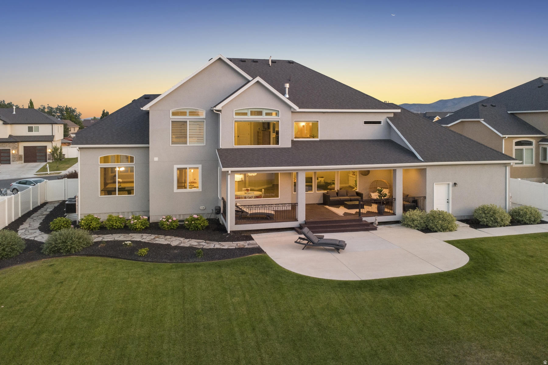 MIDAS CREEK - Residential