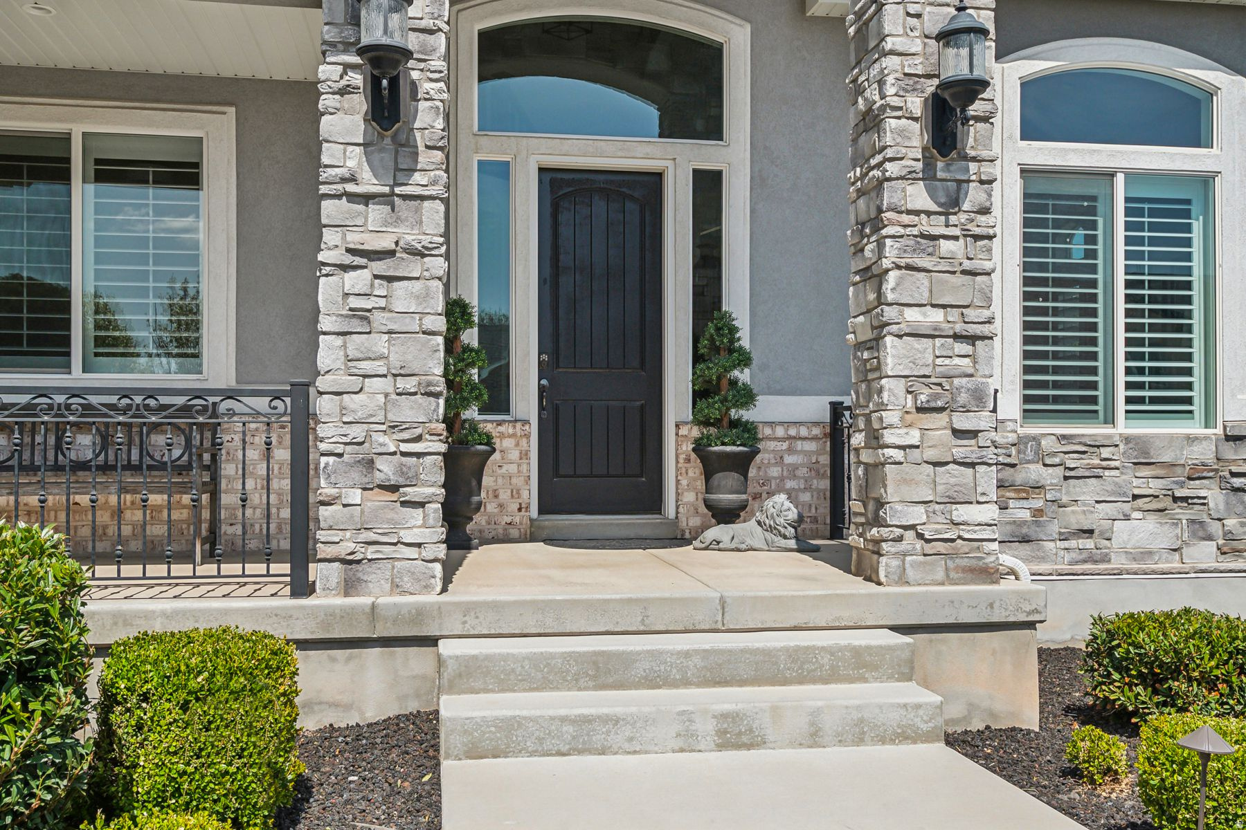 MIDAS CREEK - Residential