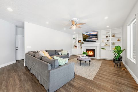 Tiny photo for 2872 W ROLLING CREEK WAY, South Jordan, UT 84095 (MLS # 2138454)