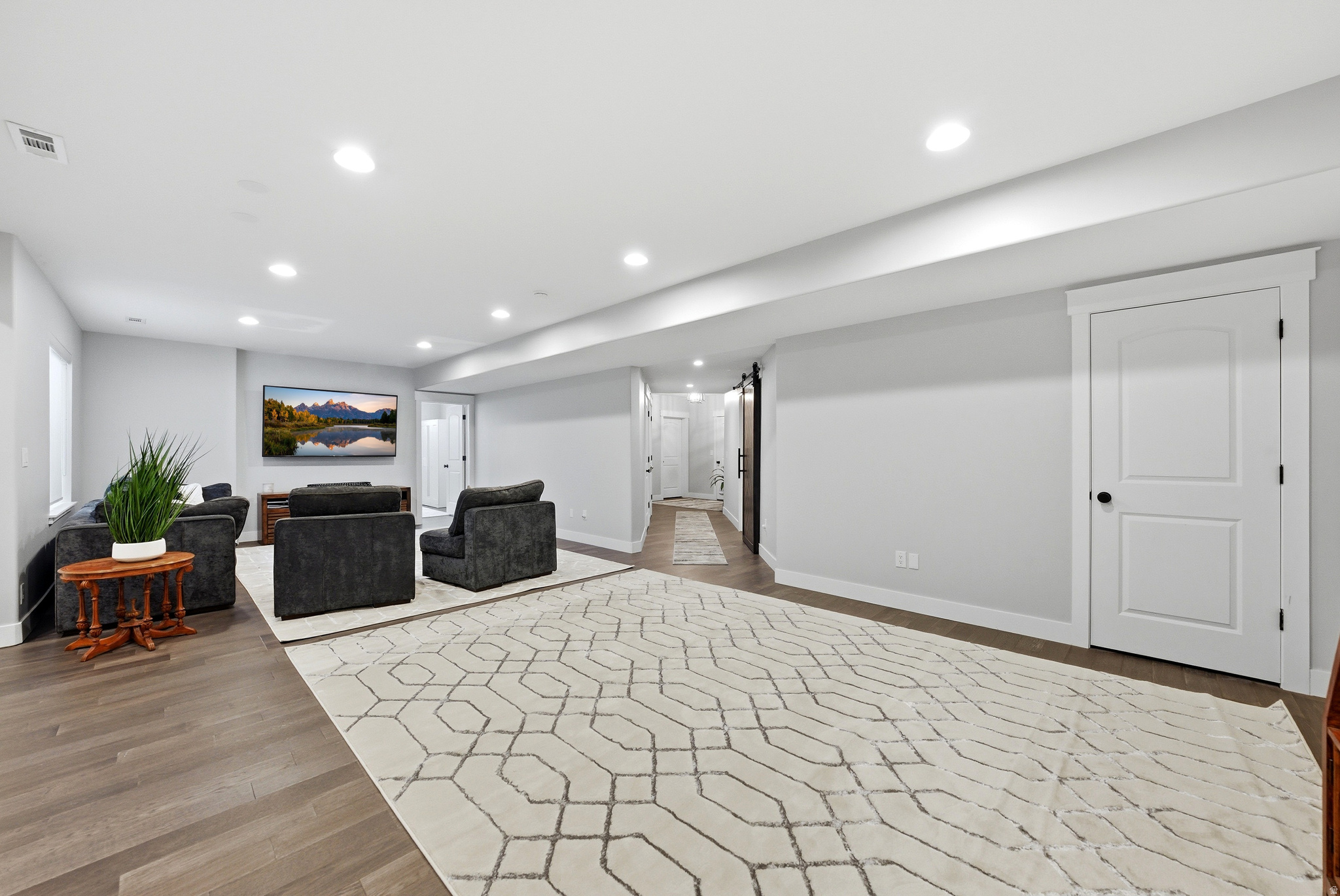 MIDAS CREEK - Residential