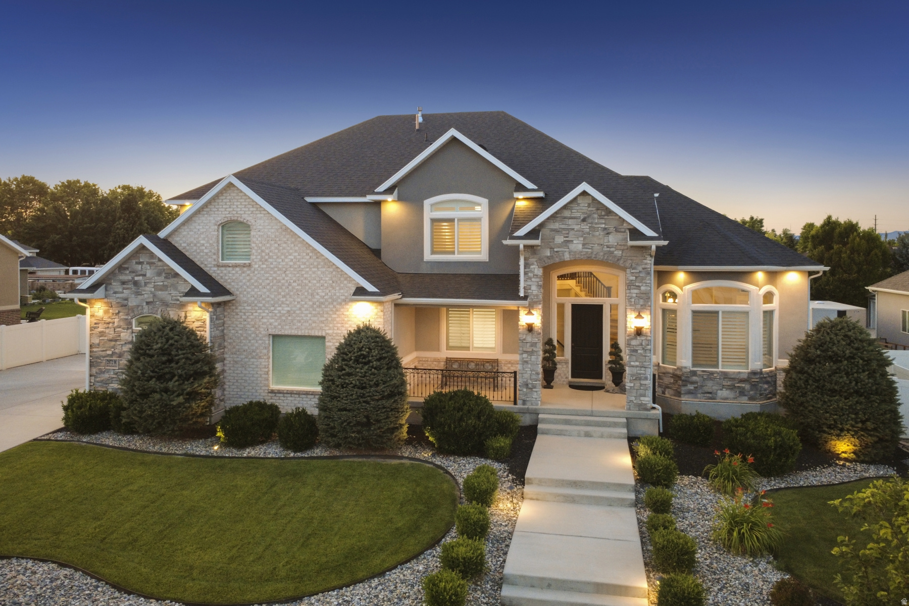 MIDAS CREEK - Residential