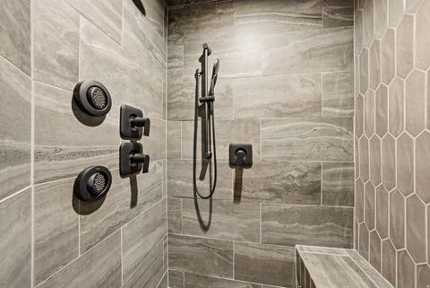 Tiny photo for 2872 W ROLLING CREEK WAY, South Jordan, UT 84095 (MLS # 2138454)