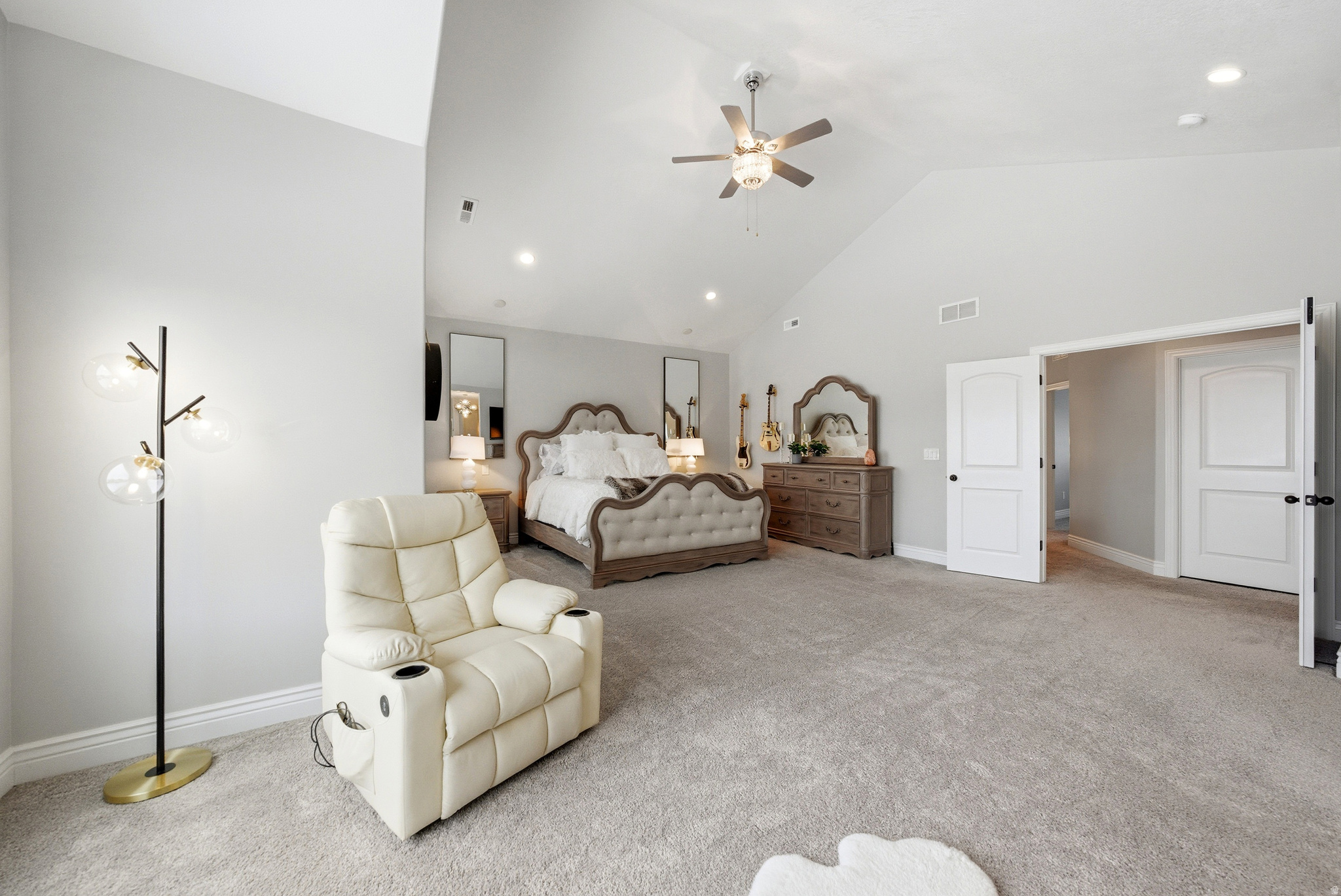 MIDAS CREEK - Residential