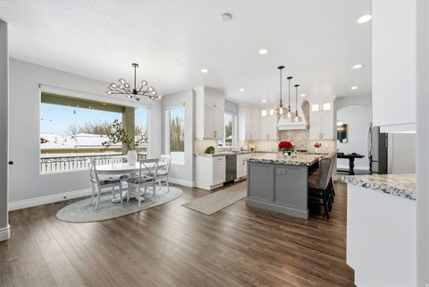 Tiny photo for 2872 W ROLLING CREEK WAY, South Jordan, UT 84095 (MLS # 2138454)