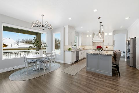 Tiny photo for 2872 W ROLLING CREEK WAY, South Jordan, UT 84095 (MLS # 2138454)