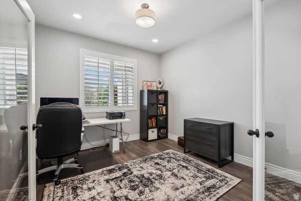 MIDAS CREEK - Residential