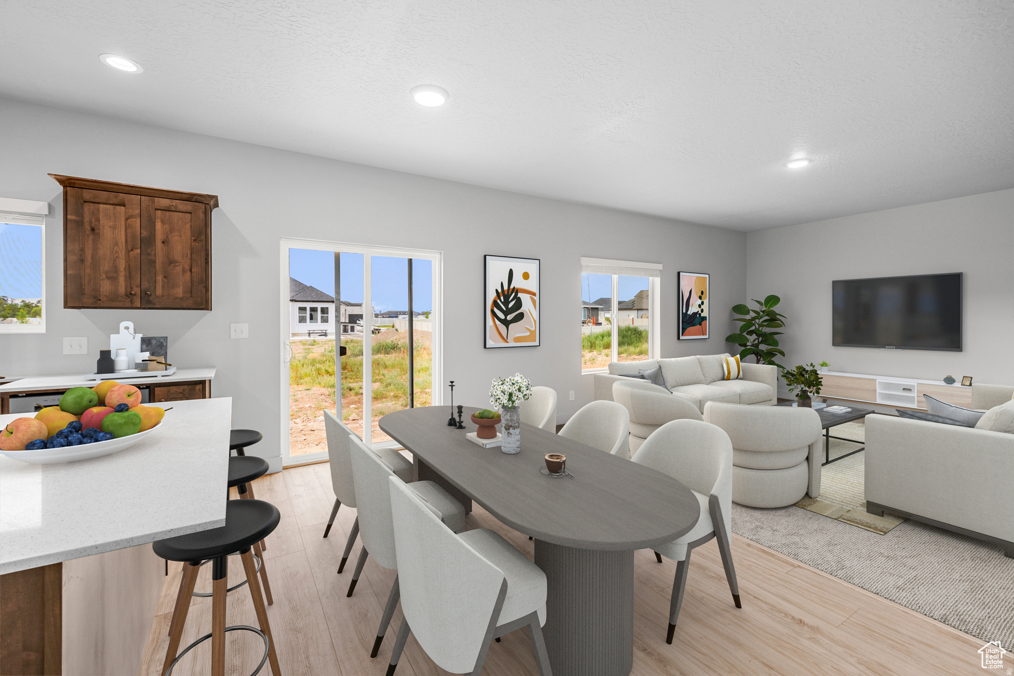 THE HILLS - Residential