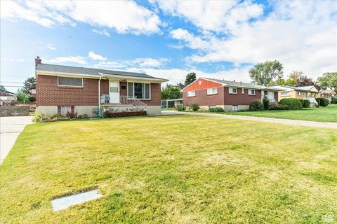 Tiny photo for 5485 W PAULETTE AVE, West Valley City, UT 84120 (MLS # 2111526)