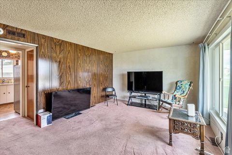 Tiny photo for 5485 W PAULETTE AVE, West Valley City, UT 84120 (MLS # 2111526)