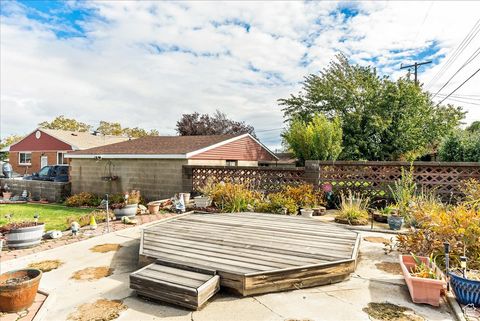Tiny photo for 5485 W PAULETTE AVE, West Valley City, UT 84120 (MLS # 2111526)