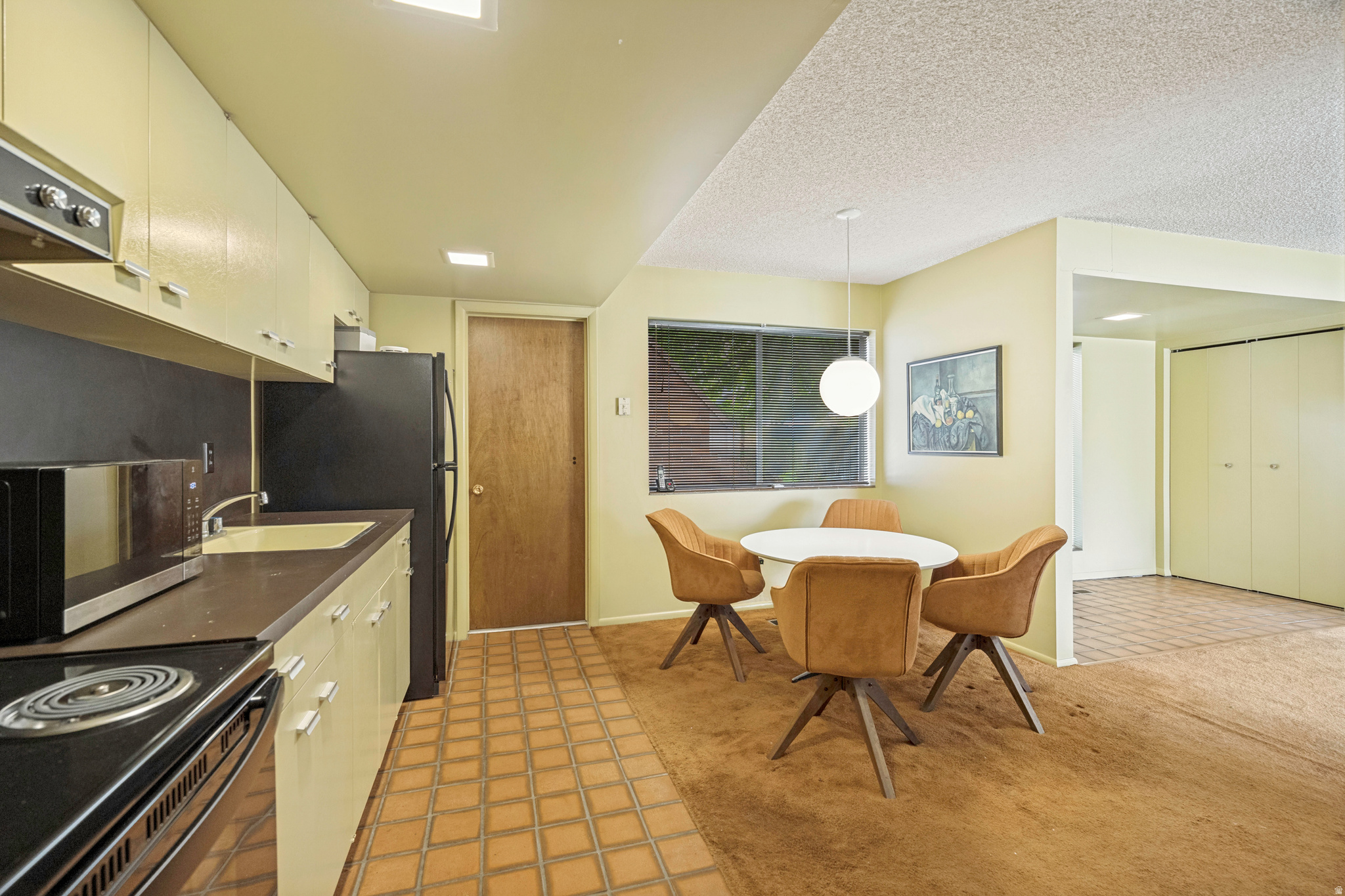 ALTA HILLS - Residential