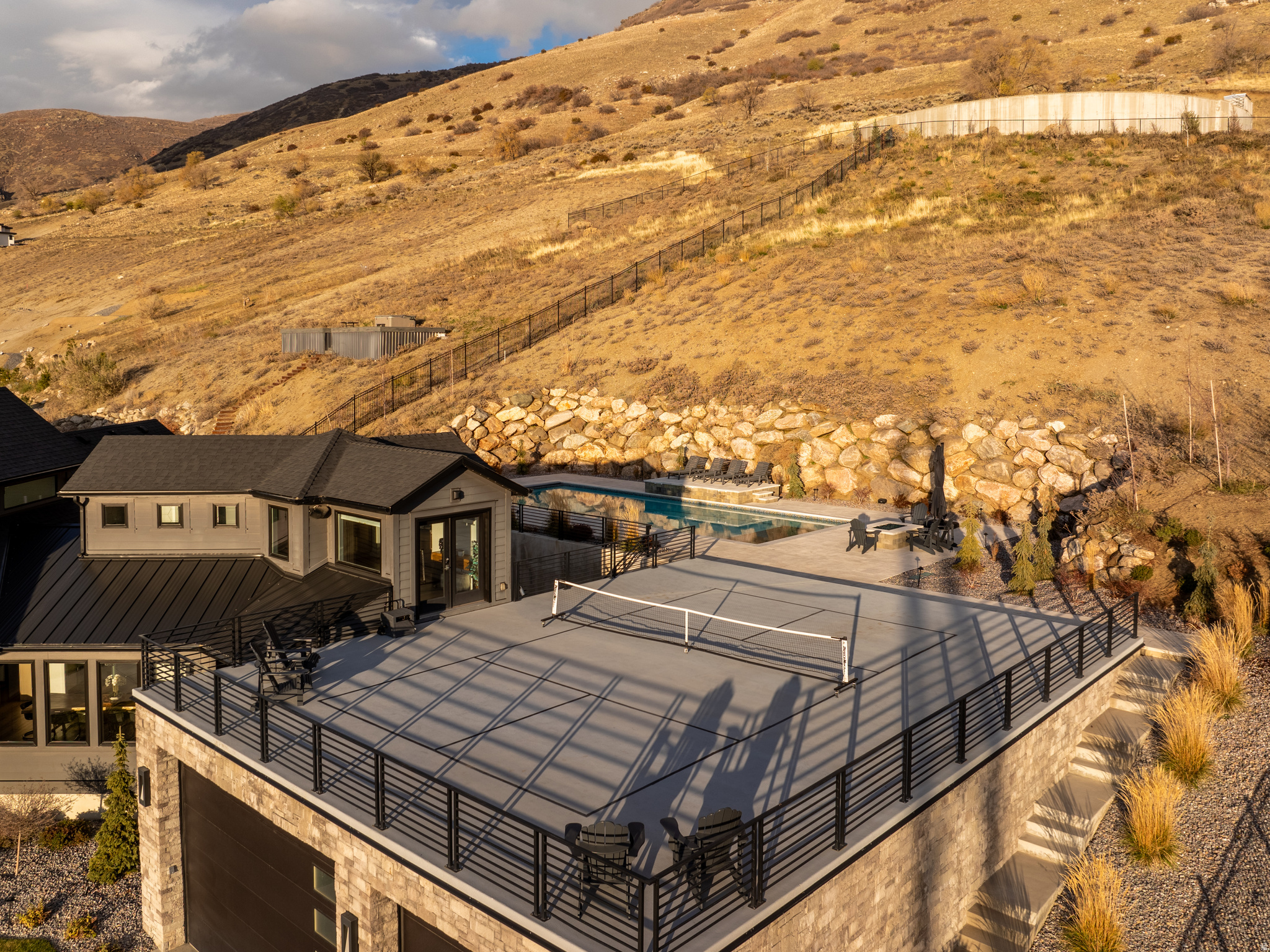 RESIDENCES - Residential