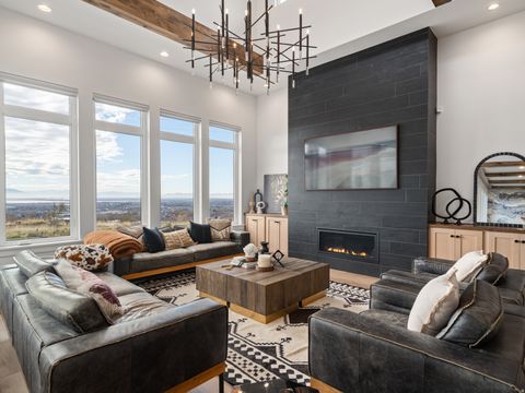 Tiny photo for 202 N FLAG ROCK DR E, Farmington, UT 84025 (MLS # 2124590)