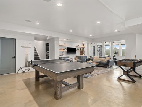 Tiny photo for 202 N FLAG ROCK DR E, Farmington, UT 84025 (MLS # 2124590)