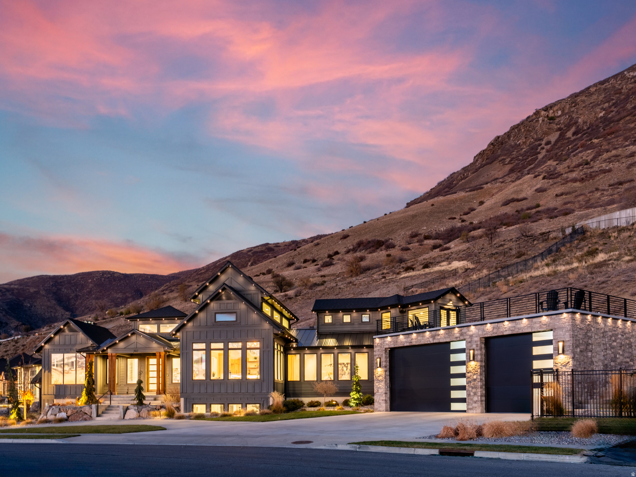 RESIDENCES - Residential