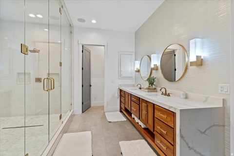 Tiny photo for 202 N FLAG ROCK DR E, Farmington, UT 84025 (MLS # 2124590)