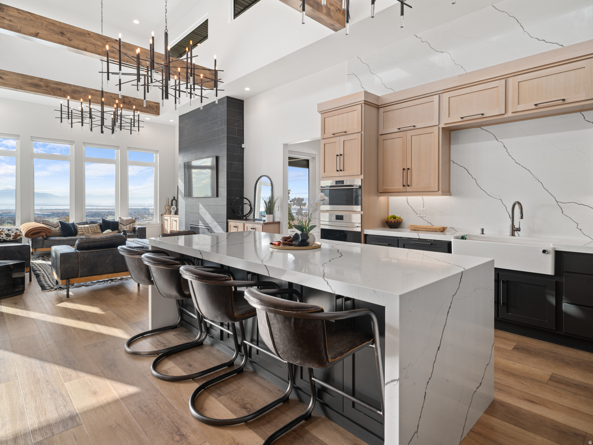 RESIDENCES - Residential