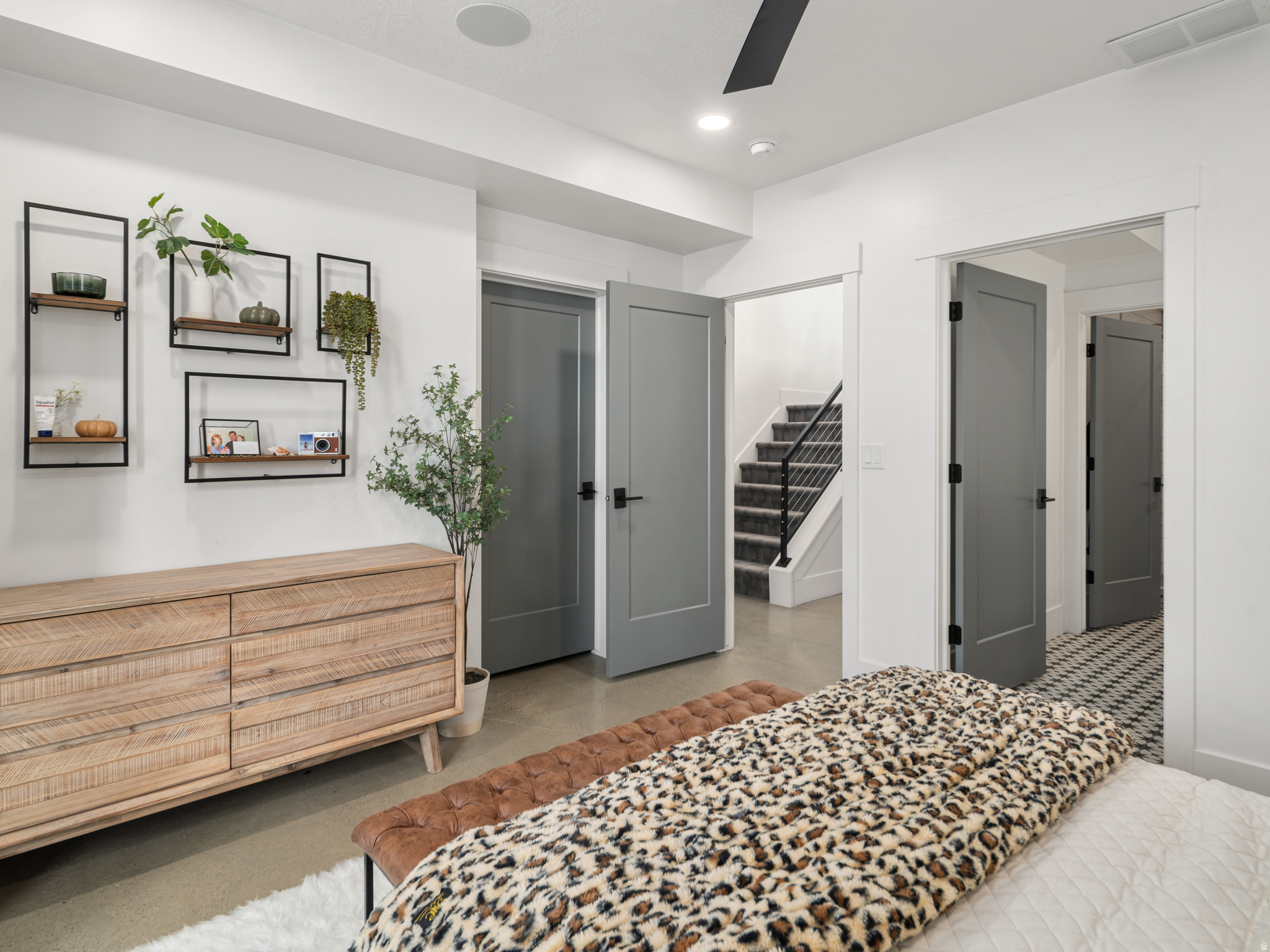 RESIDENCES - Residential