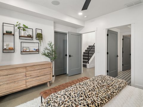 Tiny photo for 202 N FLAG ROCK DR E, Farmington, UT 84025 (MLS # 2124590)