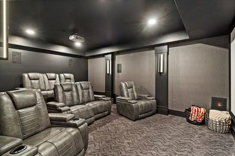 Tiny photo for 202 N FLAG ROCK DR E, Farmington, UT 84025 (MLS # 2124590)