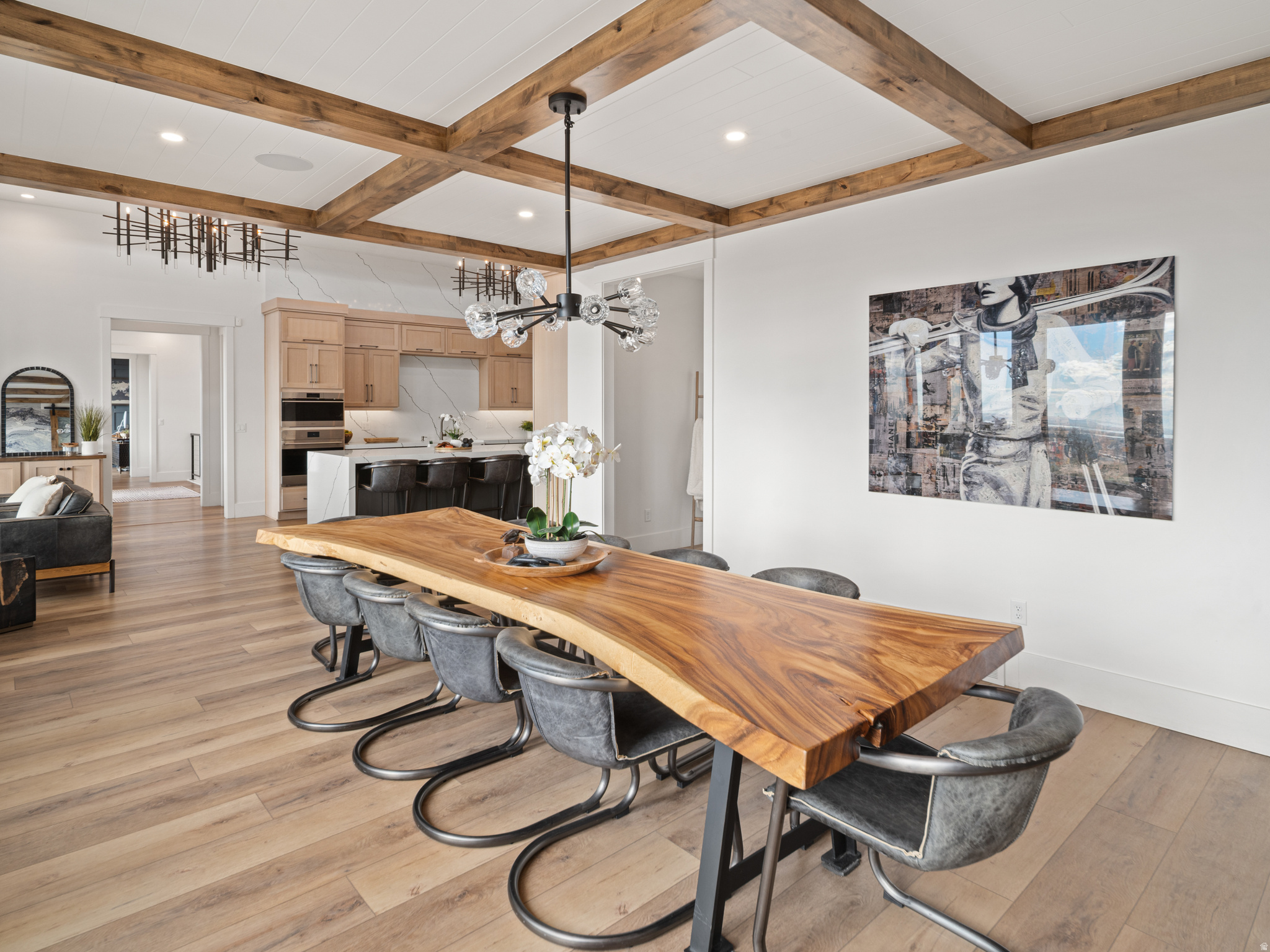 RESIDENCES - Residential