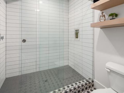 Tiny photo for 202 N FLAG ROCK DR E, Farmington, UT 84025 (MLS # 2124590)